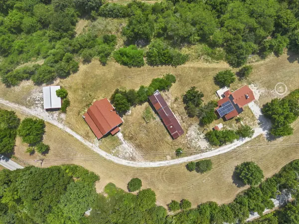 3816 Ance Creek RD, Branson West, MO 65737