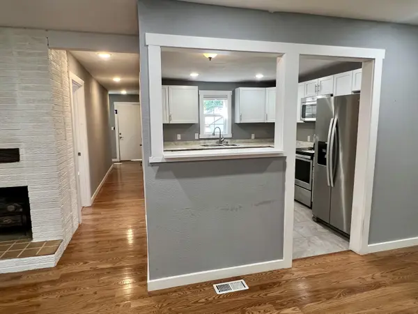 1540 E Nora ST, Springfield, MO 65803