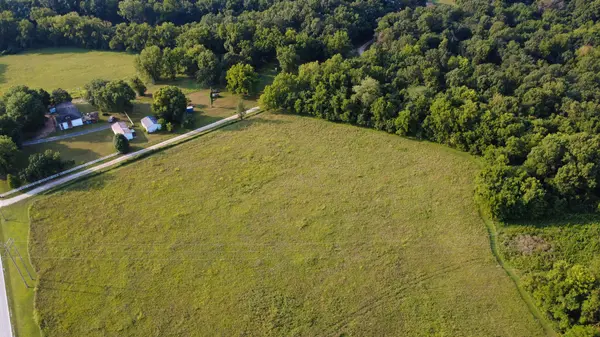 000 N Farm Rd 69, Walnut Grove, MO 65770