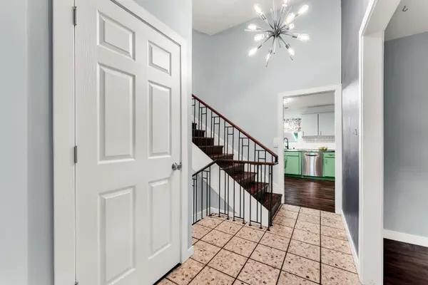 5529 S Dollison AVE, Springfield, MO 65810