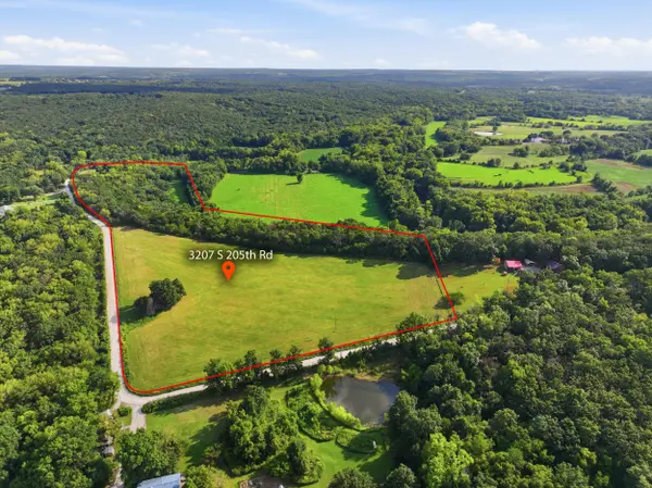 3207 S 205th RD, Goodson, MO 65663