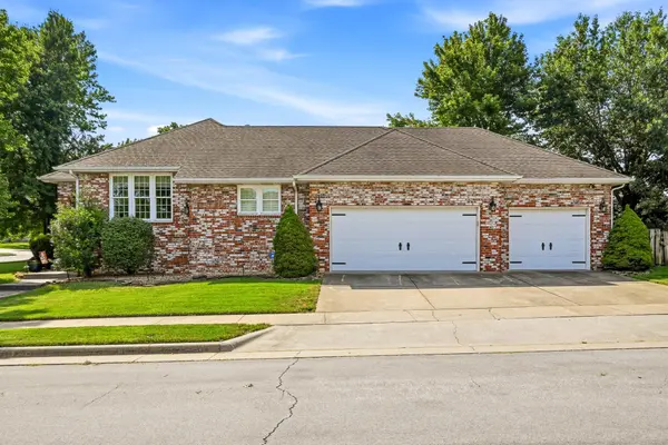 4621 S Warren RD, Springfield, MO 65810