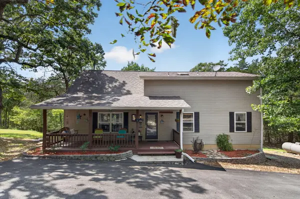 27639 Royal Point DR, Shell Knob, MO 65747