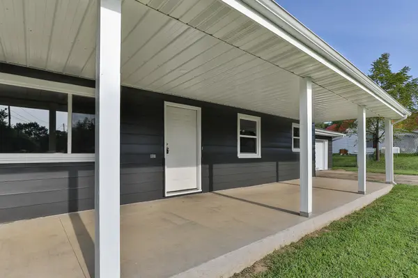 505 N Water AVE, Bolivar, MO 65613