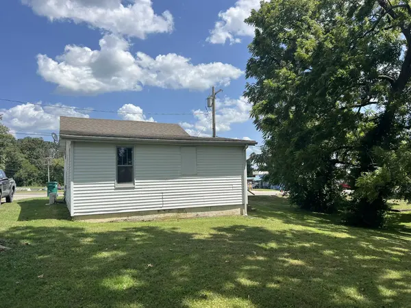 205 N Ash ST, Willow Springs, MO 65793