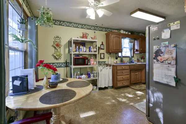 3602 S Linden AVE, Springfield, MO 65804