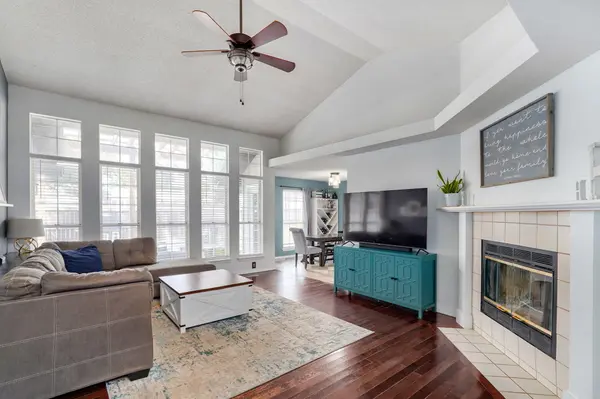 4019 W Watkins ST, Springfield, MO 65802