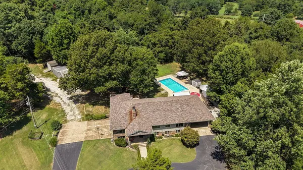 5455 S Farm Road 137, Springfield, MO 65810