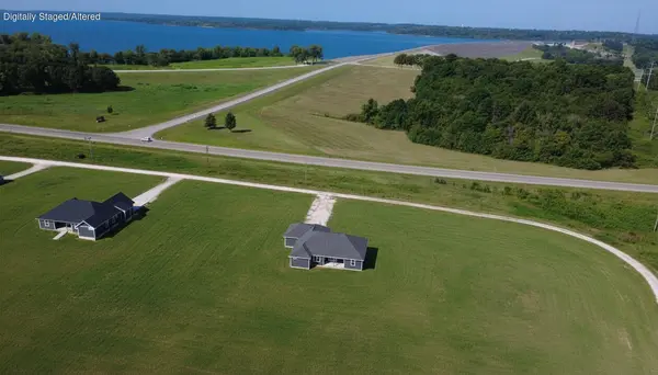 000 E Arrowhead Estates, Stockton, MO 65785
