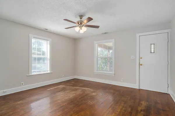 908 W Della ST, Springfield, MO 65803