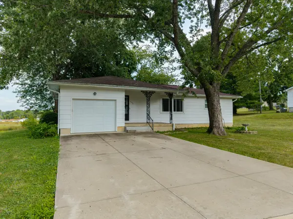 330 S Archer AVE, Hartville, MO 65667