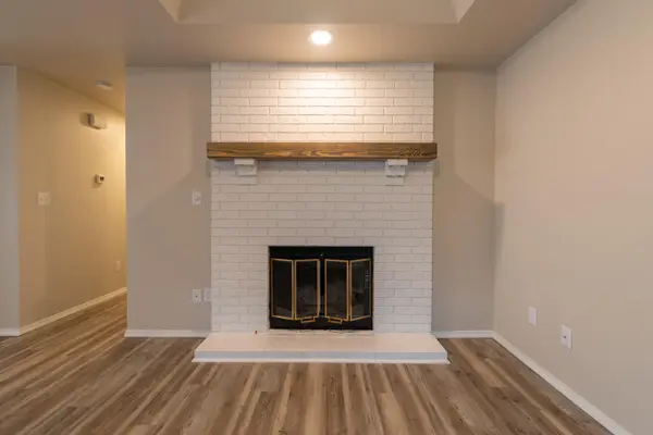 3453 S Christy CT, Springfield, MO 65807