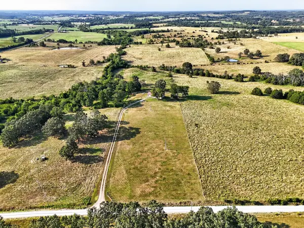 15892 Mellow DR, Cabool, MO 65689