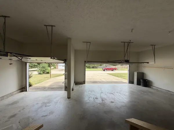 1661 N Main AVE, Bolivar, MO 65613