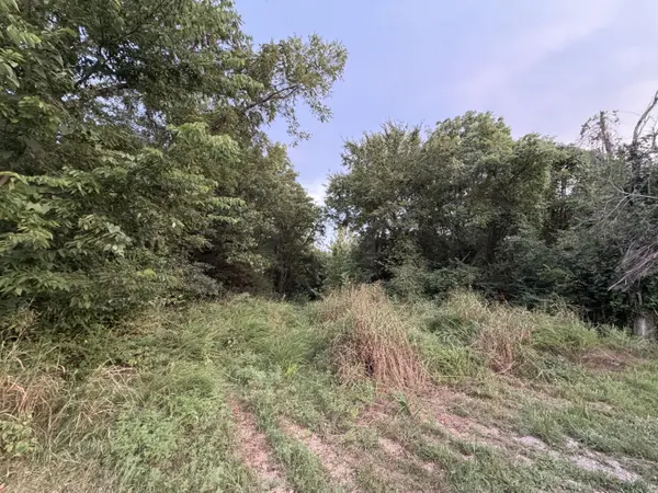 000 Horseshoe LN, Rockaway Beach, MO 65740