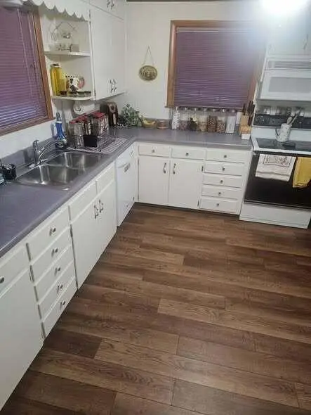 108 W Alice ST, Mt Vernon, MO 65712