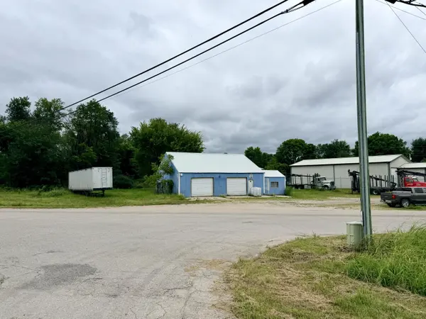 8227 Elm ST, Winona, MO 65588
