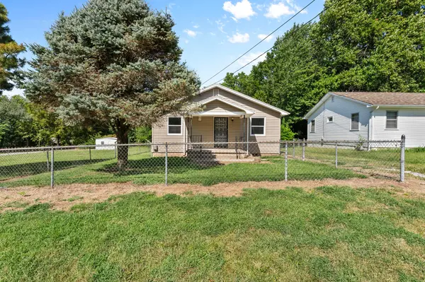 2509 N Kellett AVE, Springfield, MO 65803