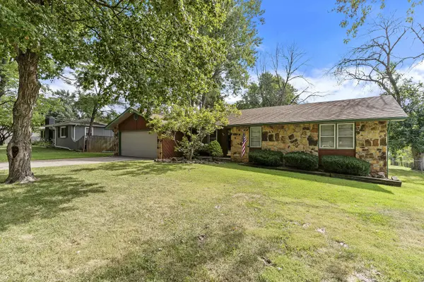 4650 S Holiday AVE, Springfield, MO 65810