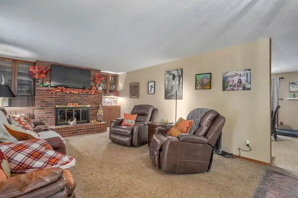 2633 W Village LN, Springfield, MO 65807