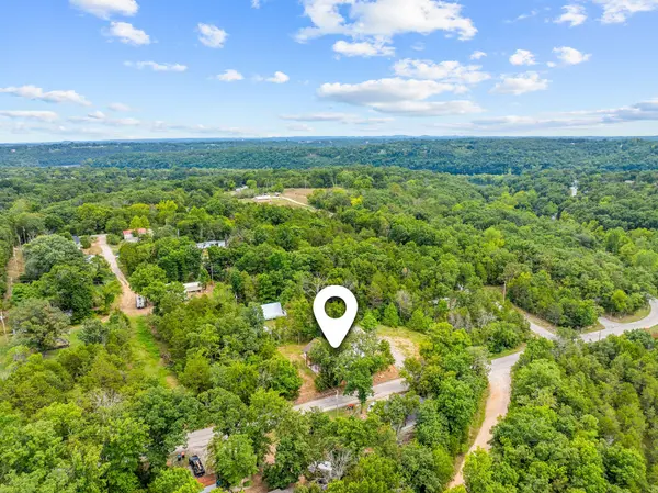 115 Fritz LN, Rockaway Beach, MO 65740
