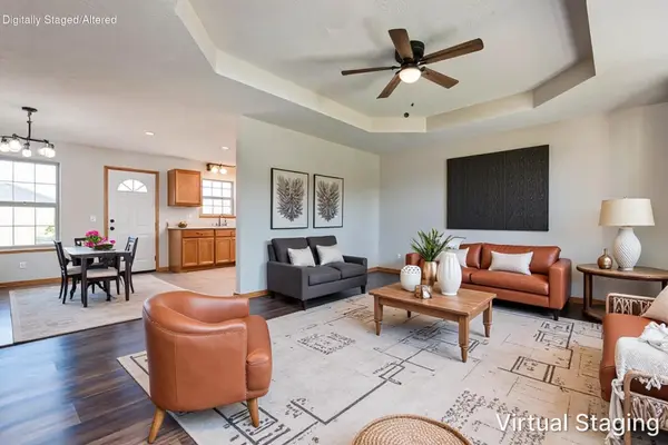 409 Sugar LN, Clever, MO 65631