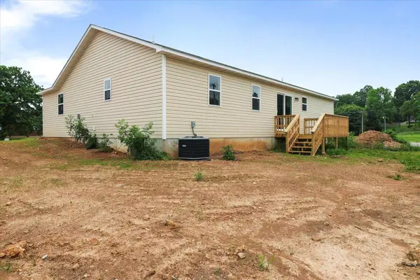 2503 Melissa PL, West Plains, MO 65775