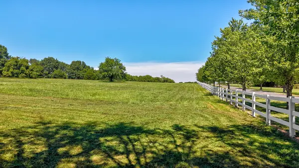 11900 W Farm Road 144, Bois D Arc, MO 65612