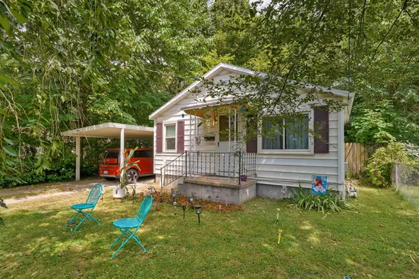 2411 W Madison ST, Springfield, MO 65802