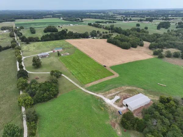 000 S 140th RD, Morrisville, MO 65710