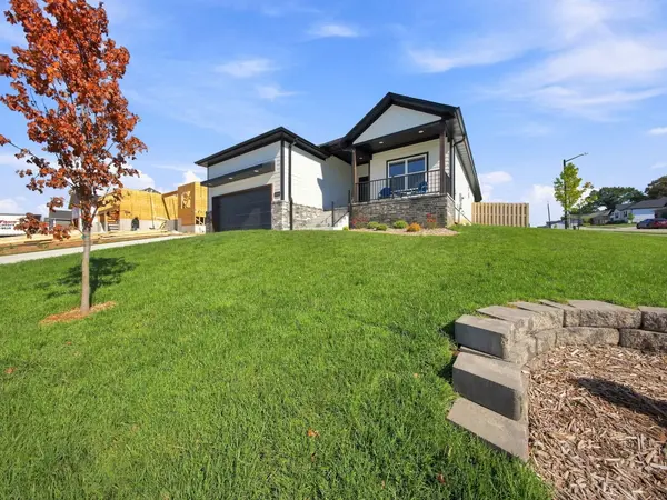 2501 W Webb RD, Ozark, MO 65721