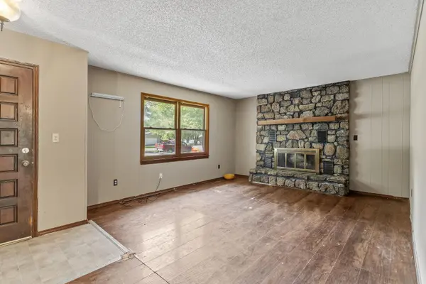 330 Peacock LN, Fordland, MO 65652