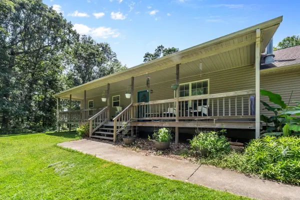 13512 Lawrence 2037, Miller, MO 65707