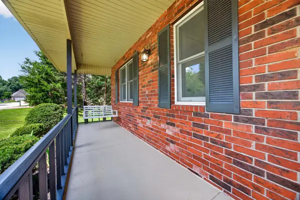 3605 E Delmar ST, Springfield, MO 65809
