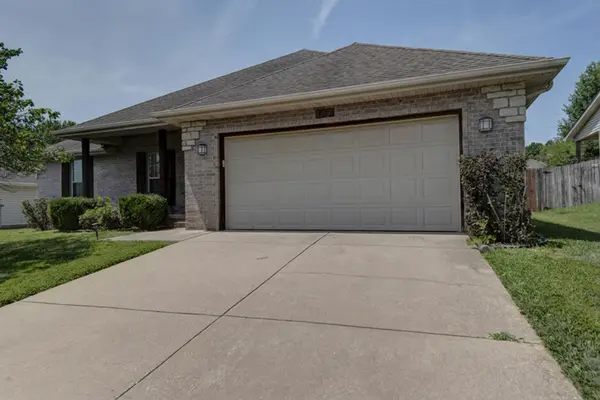 439 S River Birch DR, Springfield, MO 65809
