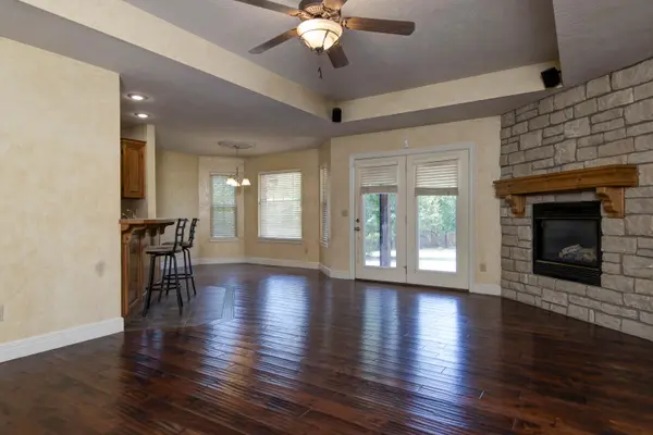 439 S River Birch DR, Springfield, MO 65809