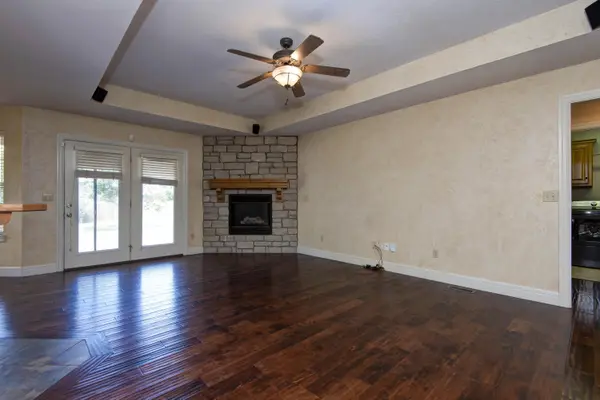 439 S River Birch DR, Springfield, MO 65809