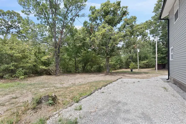 4247 Gum RD, Seneca, MO 64865