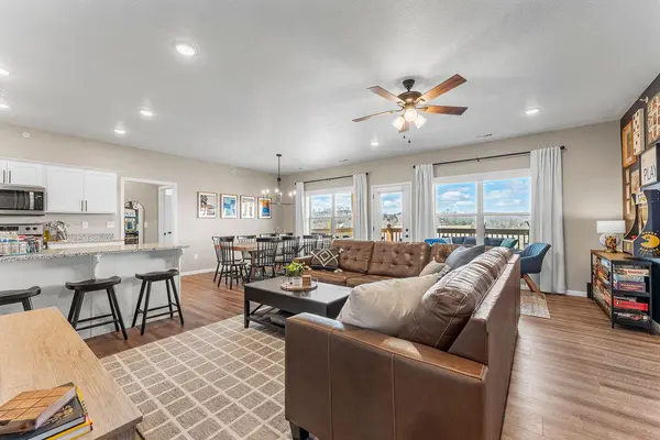 53 Bunker DR #1 & 2, Branson West, MO 65737
