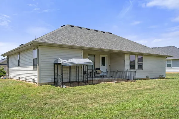 456 E Melton RD, Ozark, MO 65721