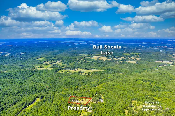 286 County Road 615b, Gainesville, MO 65655
