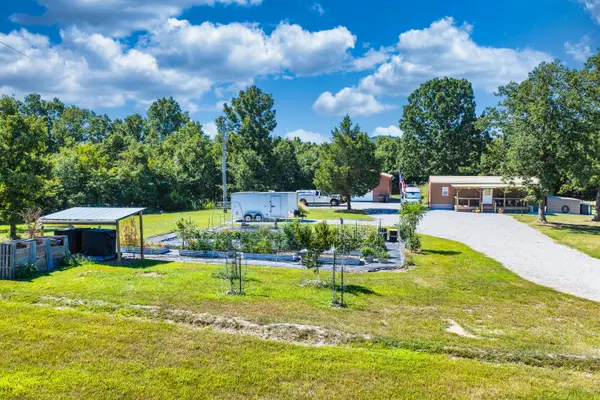 286 County Road 615b, Gainesville, MO 65655