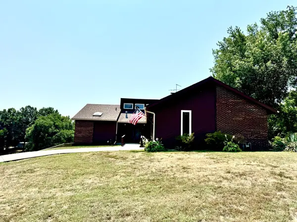 213 Wells ST, Greenfield, MO 65661