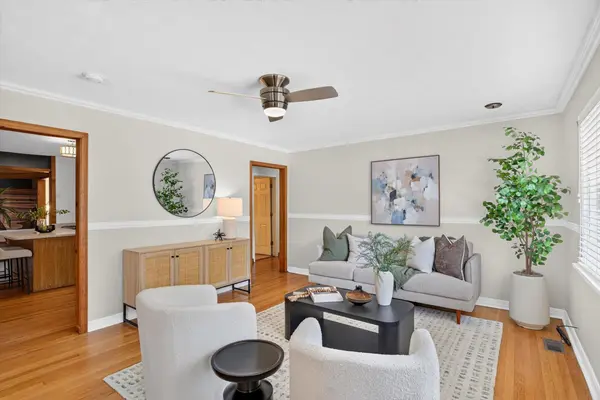 1345 E Walnut ST, Springfield, MO 65802