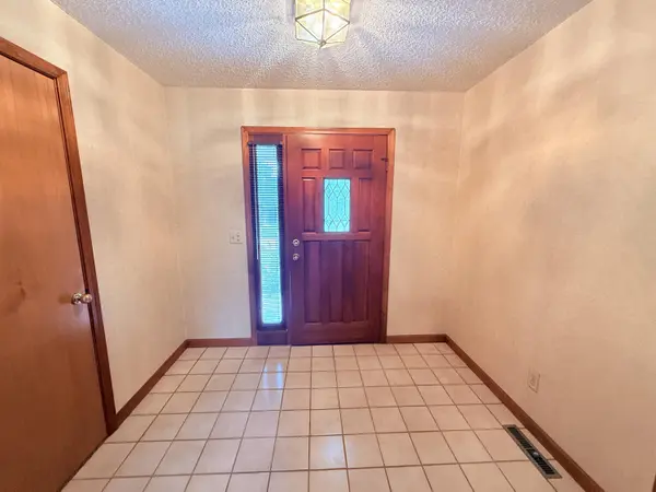 3447 S Valley View AVE, Springfield, MO 65804