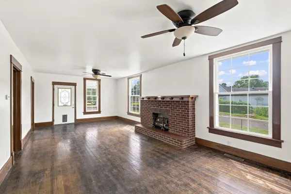 700 Frisco ST, Monett, MO 65708