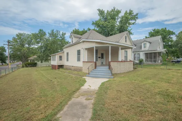 700 Frisco ST, Monett, MO 65708