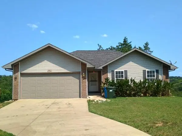 310 White River Mountain BLVD, Hollister, MO 65672