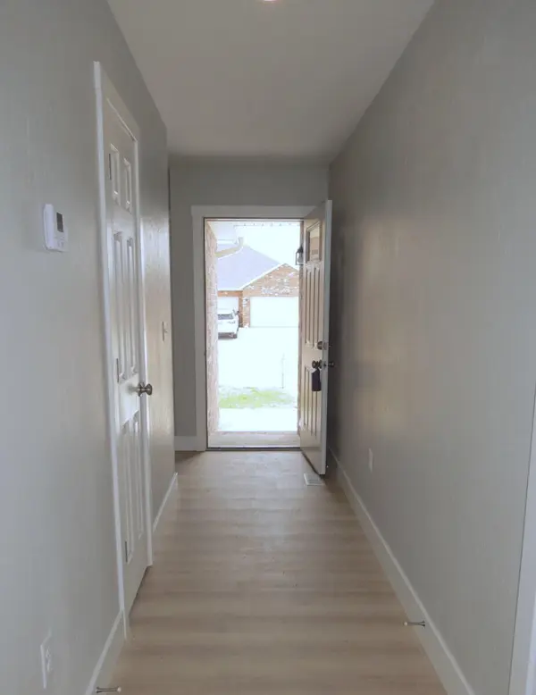 3761 W Riley ST, Bolivar, MO 65613