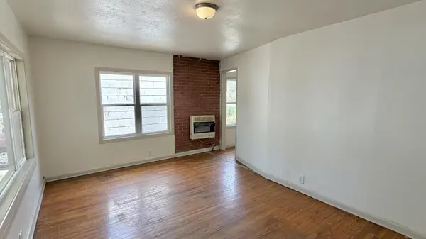 1406 W 5th ST, Joplin, MO 64801